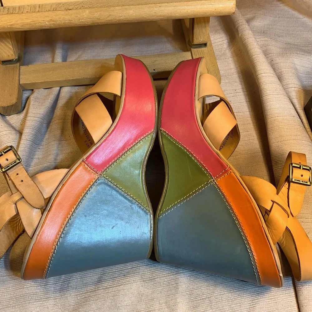 NWOT Kork-Ease leather color block wedges fun!